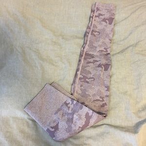 High waisted leggings